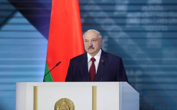 Lukaşenko: Qərb ölkələrində heç vaxt demokratiya olmayıb