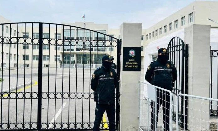 Hərbi cinayətlər törətməkdə təqsirləndirilən erməniəsilli şəxslərin məhkəməsi keçirilir