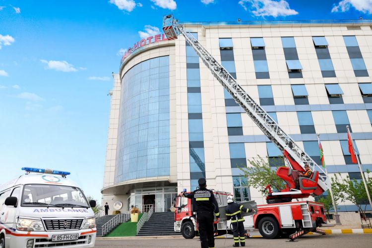 FHN “Duzdağ” Estate Məhdud Məsuliyyətli Cəmiyyətində "Konstitusiya və Suverenlik İli”nə həsr olunan yanğın-taktiki təlim keçirib<font color=red> - FOTOLAR</font>
