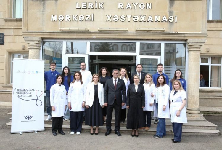 Naxçıvan MR Həmkarlar İttifaqları Şurasının sədri Qəzənfər Abdullayev Lerik rayonunda başlanılan sosial layihədə iştirak edib<font color=red> - FOTOLAR</font>