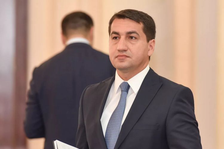 Hikmət Hacıyev diplomatik korpus nümayəndələrinin Qarabağa səfəri barədə paylaşım edib
