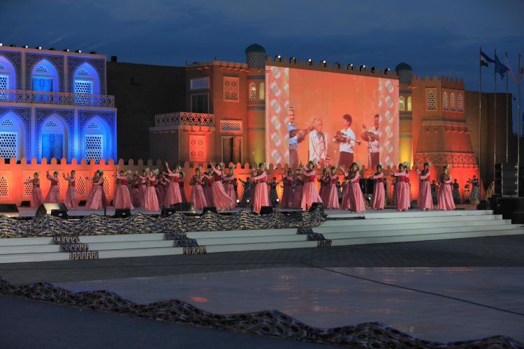 Azərbaycan Özbəkistanda IV Beynəlxalq Baxşı Festivalının Qran-pri mükafatını qazanıb<font color=red> - FOTOLAR</font>