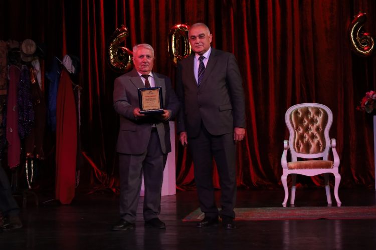 Naxçıvan Dövlət Milli Dram Teatrında Əməkdar artistlərin yubileyləri qeyd olunub