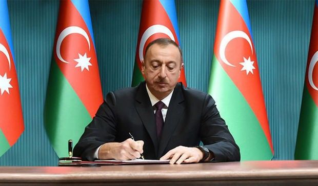 Azərbaycan Respublikası Prezidentinin <font color='red'> - FƏRMANI</font>