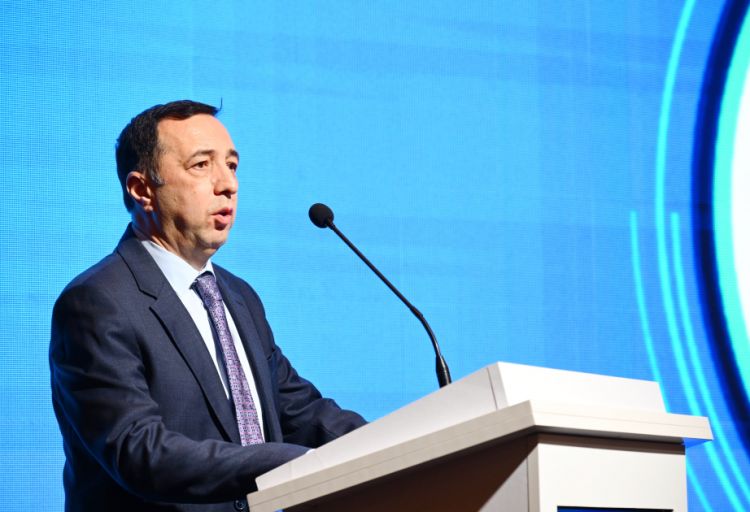  Kamran Şəfiyev: Azərbaycan Konstitusiyası hüquqi dövlət quruculuğunun və sosial ədalətin təminatıdır