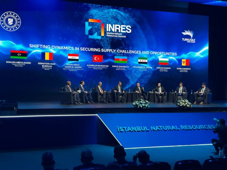 Nazir: Biz mövcud olan bütün enerji növlərinin inkişaf etdirilməsini prioritet kimi müəyyənləşdirmişik<font color=red> - FOTOLAR</font>