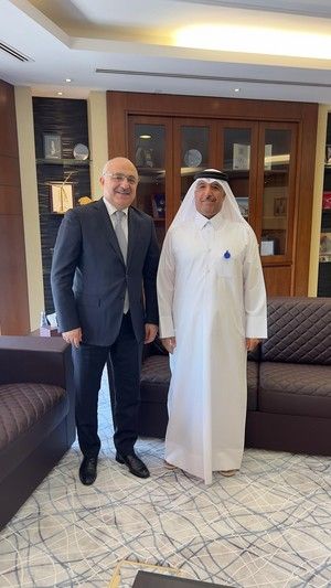 Azərbaycan səfiri Qətərin “Nebras Power” şirkətinin İH sədri ilə yaşıl enerjini müzakirə edib