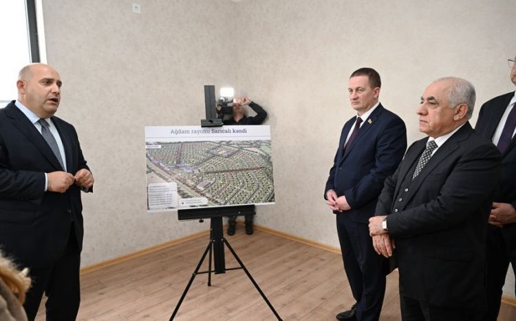 Belarusun Baş naziri Ağdamın Sarıcalı kəndində bərpa işlərinin gedişi ilə tanış olub