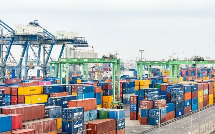 Azərbaycan qeyri-neft-qaz ixracını 18% artırıb