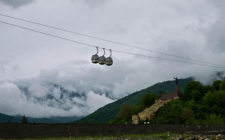 Prezident Balakəndə sərnişin kanat yolunun layihələndirilməsi və tikintisi ilə bağlı 5 milyon manat ayırıb