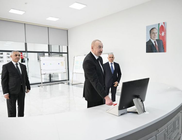 Prezident İlham Əliyev “Azərişıq” ASC-nin “Xocalı” yarımstansiyasının və Rəqəmsal İdarəetmə Mərkəzinin açılışında iştirak edib<font color=red> - FOTOLAR</font>