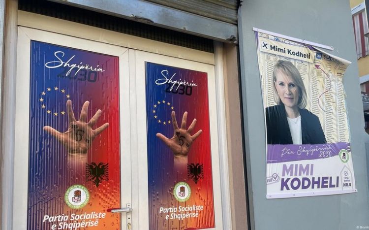 Albaniyada parlament seçkiləri keçirilir