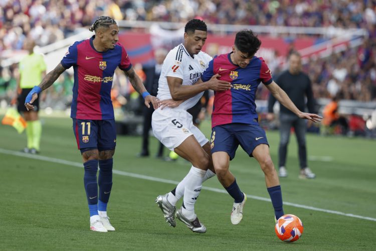 "Barselona" "Real Madrid"i məğlub edib