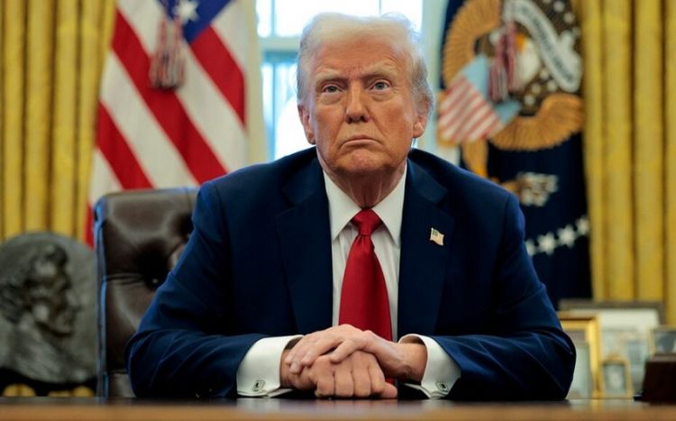 Tramp İranı Yaxın Şərqdəki hərbiləşdirilmiş qruplaşmalara dəstəyi dayandırmağa çağırıb