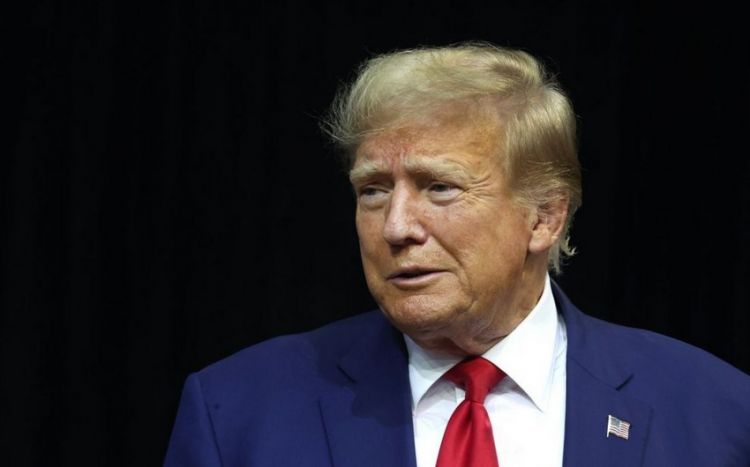 Tramp Qətərə gəlib