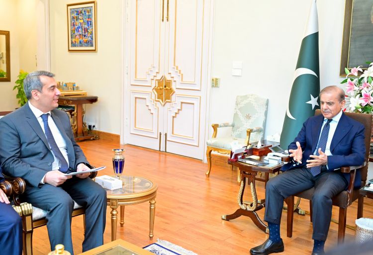  Pakistan İslam Respublikasının Baş naziri Məhəmməd Şehbaz Şərif Azərbaycan Respublikasının Pakistan İslam Respublikasındakı səfiri Xəzər Fərhadovu qəbul edib<font color=red> - FOTOLAR</font>