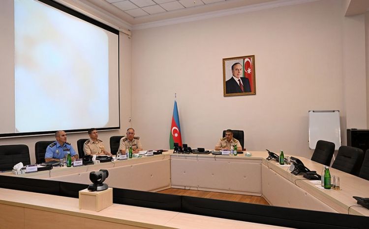 Müdafiə naziri: İlham Əliyev Azərbaycan Ordusunun fəaliyyətindən razıdır<font color=red> - FOTOLAR</font>