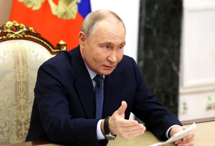 Putin Ukrayna ilə sərhəddə bufer zonasının yaradılmasını elan edib