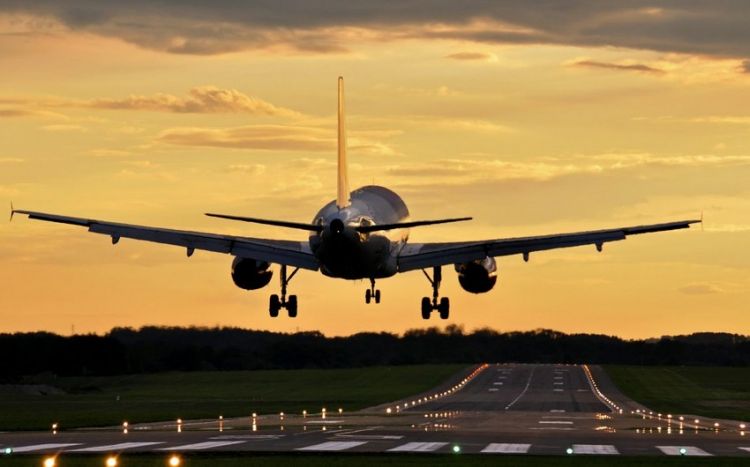 Pakistan Hindistan aviaşirkətləri üçün hava məkanının bağlanmasını iyunun 24-dək uzadıb