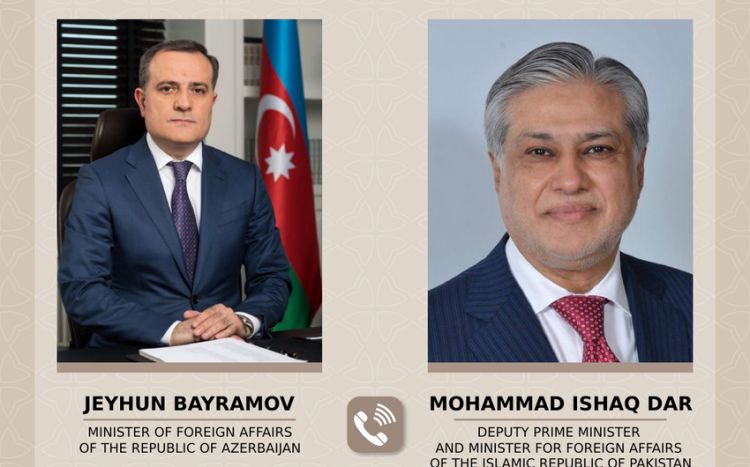 Ceyhun Bayramov pakistanlı həmkarı ilə əməkdaşlıq məsələlərini müzakirə edib