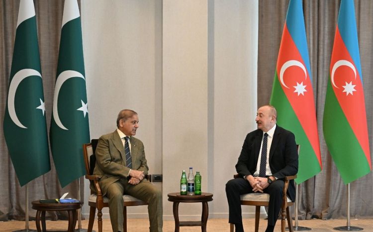 Laçında Prezident İlham Əliyevin Pakistanın Baş naziri ilə məhdud tərkibdə görüşü keçirilir