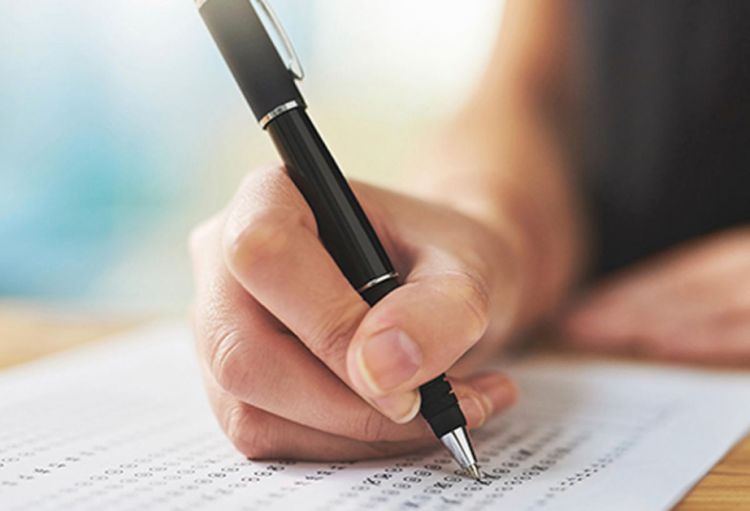 III ixtisas qrupu üzrə qəbul imtahanında iki nəfər 400 bal toplayıb