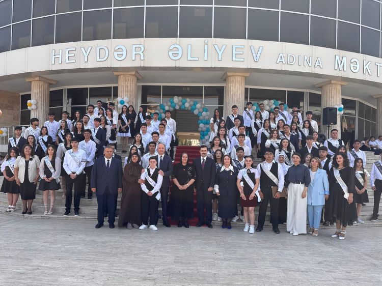 Naxçıvanda son zəng tədbiri keçirilib<font color=red> - FOTOLAR</font>