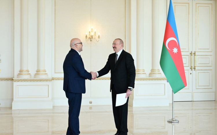 Azərbaycan Prezidenti Fələstinin ölkəmizdə yeni təyin olunmuş səfirinin etimadnaməsini qəbul edib<font color=red> - FOTOLAR</font>