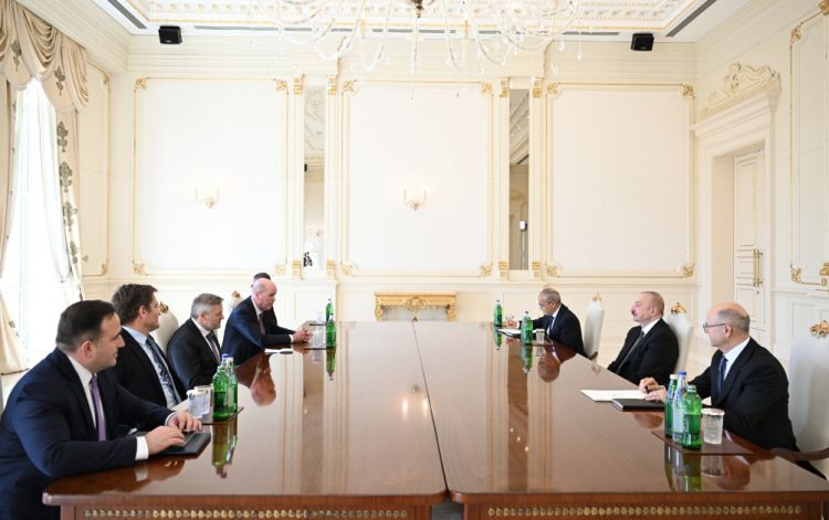 Prezident İlham Əliyev BP şirkətinin baş icraçı direktorunu qəbul edib<font color=red> - FOTOLAR</font>