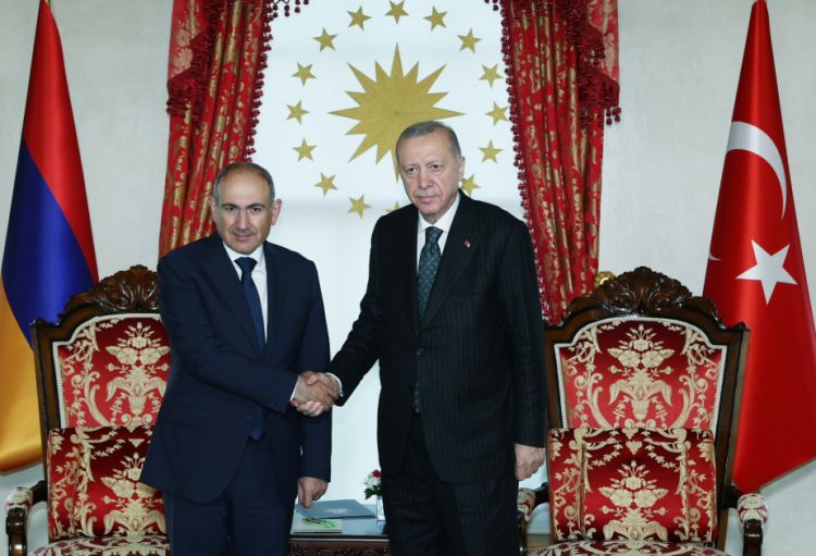 Türkiyə Prezidenti ilə Ermənistanın baş naziri Cənubi Qafqazda sülh prosesini müzakirə ediblər