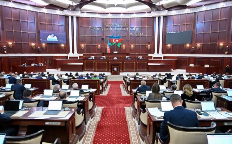 MM inzibati cəriməni 10 günə ödəyənlərin məbləğin 10%-dən azad edilməsini son oxunuşda təsdiqləyib