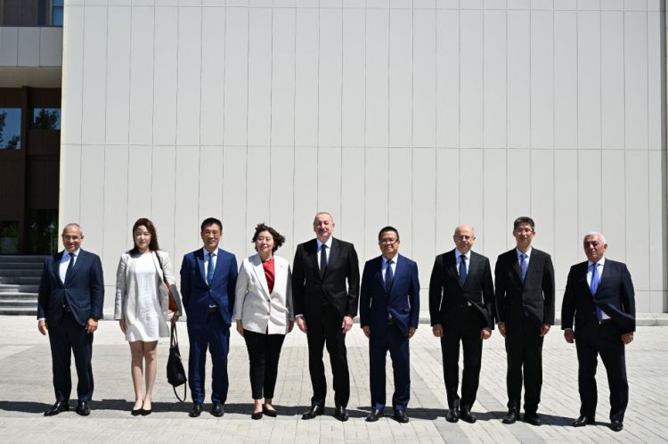 Prezident İlham Əliyev Mingəçevirdə Çinin “Dongfang Electric İnternational Corporation” Şirkətinin İdarə Heyətinin sədrini qəbul edib <font color=red> - FOTOLAR</font>