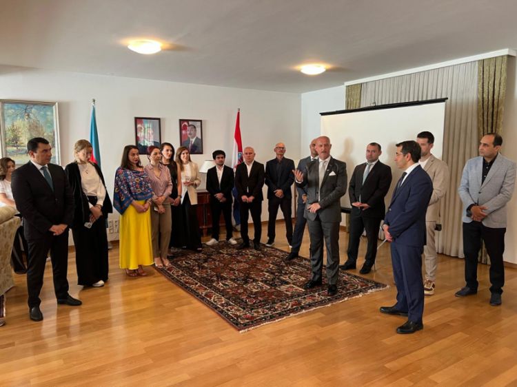 Azərbaycanın Xorvatiyadakı səfirliyində iki ölkənin mədəniyyət və yaradıcı sənaye təmsilçilərinin işgüzar görüşü olub<font color=red> - FOTOLAR</font>