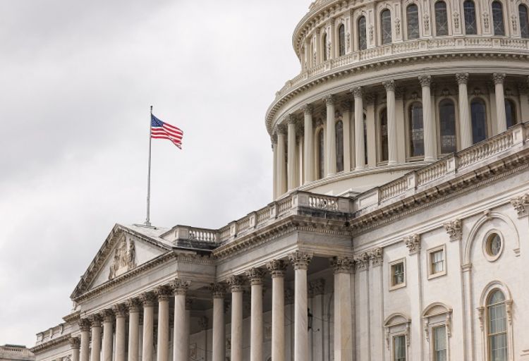 ABŞ Senatı xərclər və vergi qanun layihəsini təsdiqləyib