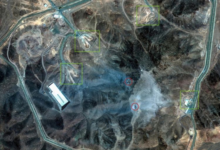 İran XİN: ABŞ-ın zərbələri nüvə obyektlərinə böyük ziyan vurub