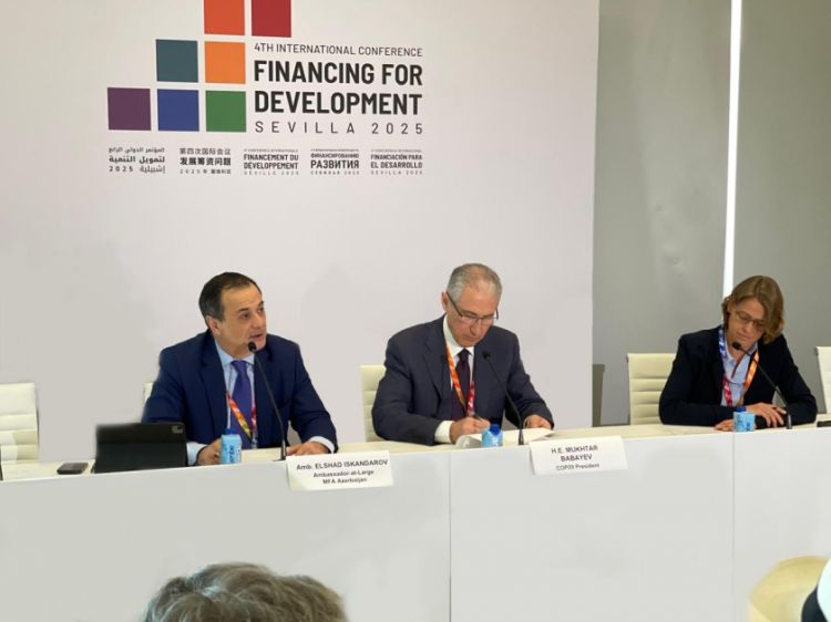 Prezidentin İqlim məsələləri üzrə nümayəndəsi Muxtar Babayev: COP29 sədrliyi qlobal iqlim fəaliyyətinə uğurla töhfə verməyə davam edəcək<font color=red> - FOTOLAR</font>
