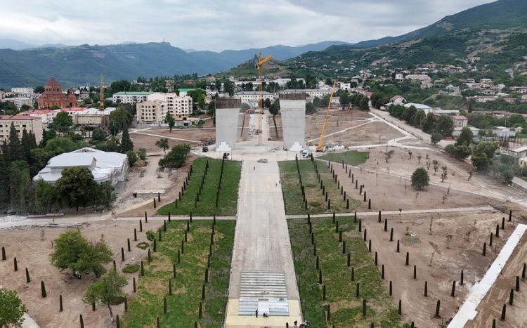 Xankəndidəki Zəfər Tağının hündürlüyü 44 metr olacaq