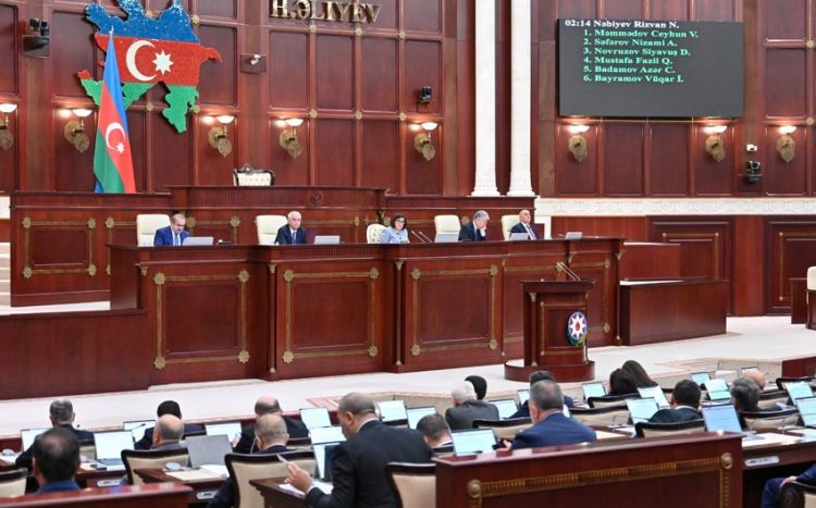 Milli Məclisin növbədənkənar sessiyası üzrə növbəti iclası başlayıb