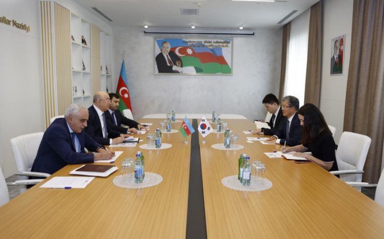 Kəmaləddin Heydərov Koreyanın Azərbaycana yeni təyin olunan səfiri ilə görüşüb