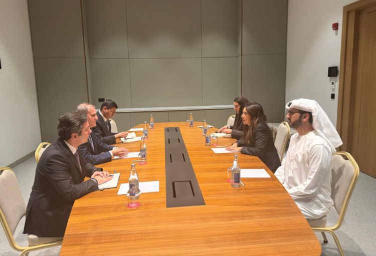 Azərbaycan ilə BƏƏ arasında ikitərəfli və regional məsələlər barədə fikir mübadiləsi aparılıb