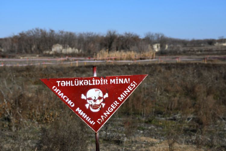 Ötən həftə 2 min hektardan çox ərazi minalardan təmizlənib<font color=red> - FOTOLAR</font>