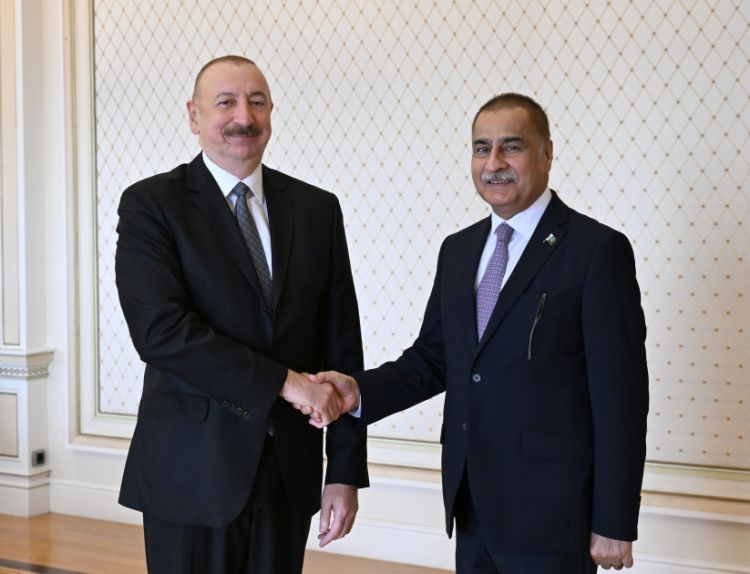 Prezident İlham Əliyev Pakistan Milli Assambleyasının sədrinin başçılıq etdiyi nümayəndə heyətini qəbul edib<font color=red> - FOTOLAR</font>