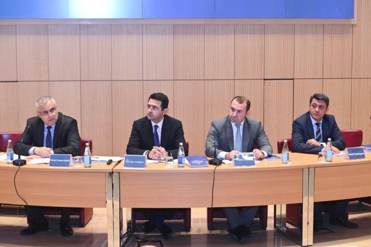 “Həmrəyliyin təşviqi: humanitar və mədəniyyət diplomatiyası, beynəlxalq inkişafa yardım” mövzusunda müzakirələr aparılıb<font color=red> - FOTOLAR</font>
