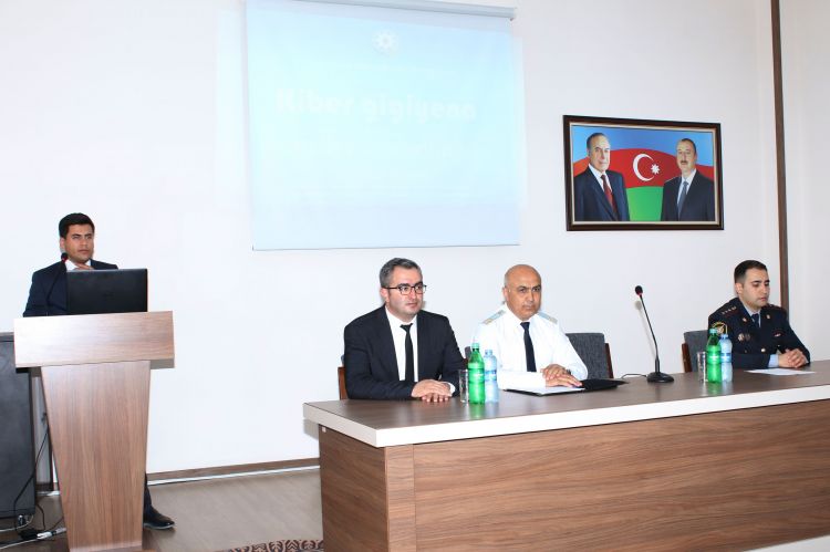Qida Təhlükəsizliyi Agentliyində tədbir keçirilib<font color=red> - FOTOLAR</font>