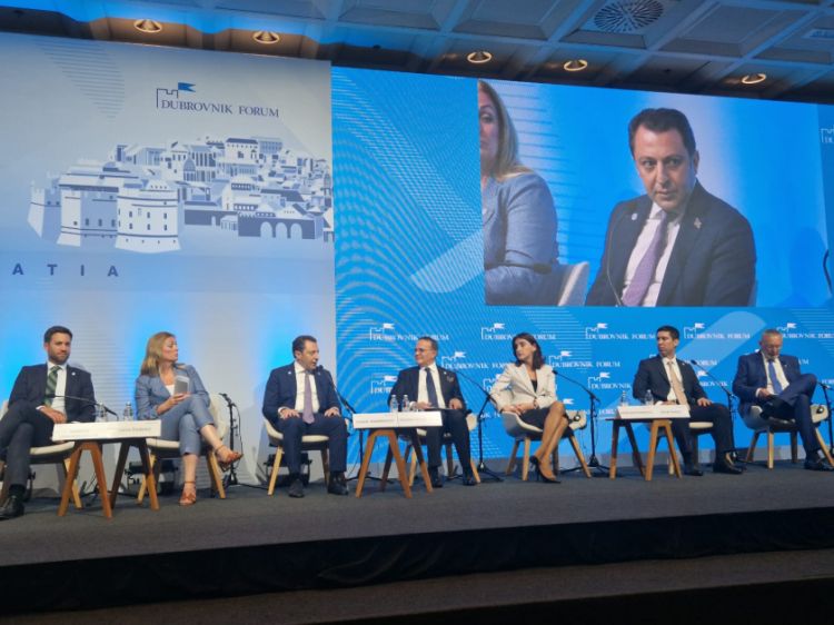 Xarici işlər nazirinin müavini Xorvatiyada beynəlxalq forumda iştirak edib<font color=red> - FOTOLAR</font>