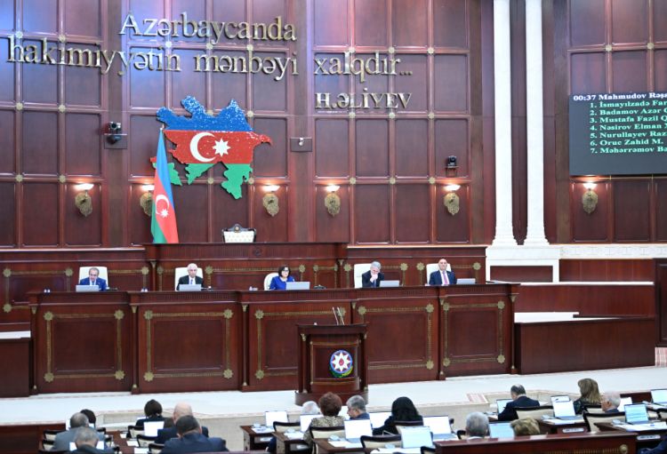 Şəxsiyyət vəsiqənin dəyişdirilməsi hallarına yaşayış yerinin dəyişməsi əlavə edilir