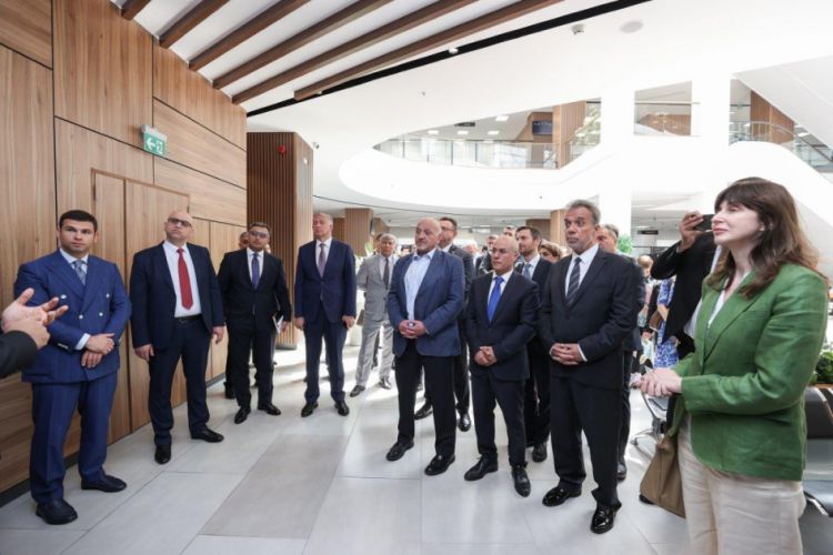 Diplomatik korpusun nümayəndələri üçün “KOB-ların yaşıl keçidi üçün Bakı İqlim Koalisiyası üzrə Birgə Bəyannamə”yə dair təqdimat keçirilib <font color=red> - FOTOLAR</font>