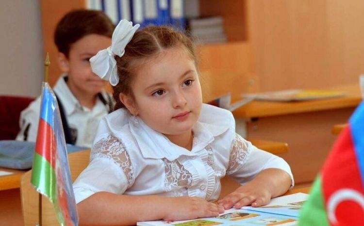Rus bölməsi üzrə I sinfə sərbəst qaydada məktəb seçiminə başlanılıb