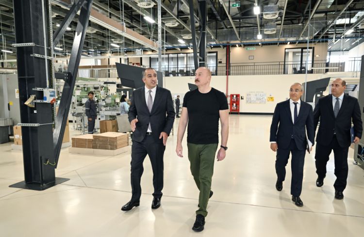 Prezident İlham Əliyev Ağdam Sənaye Parkında tütün məmulatlarının istehsalı müəssisəsinin açılışında iştirak edib<font color=red> - FOTOLAR</font>