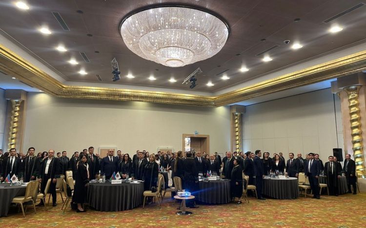 Azərbaycanda vəkillərin sayı açıqlanıb